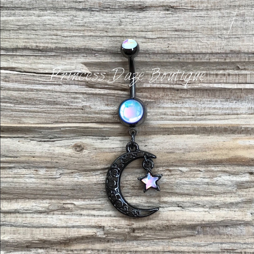 Illuminating Moon Belly‎ Buiton Ring